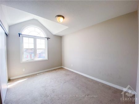 For Lease - 894 Fameflower Street, Barrhaven, Ontario - Photo 2