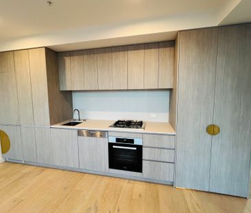 Luxury CBD Living at Realm Apartments | Premium Facilities & Unbeat... - Photo 5