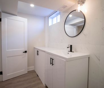 184 Bradley Ave, Welland - All Inclusive 1 Bedroom Lower Unit - Photo 2