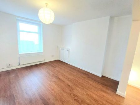 3 bedroom property to rent - Photo 4