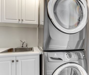 For Lease - 35A Marquette Avenue, Toronto, Ontario - Photo 4