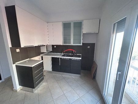 Διαμέρισμα για ενοικίαση - Χαριλάου, - Photo 4