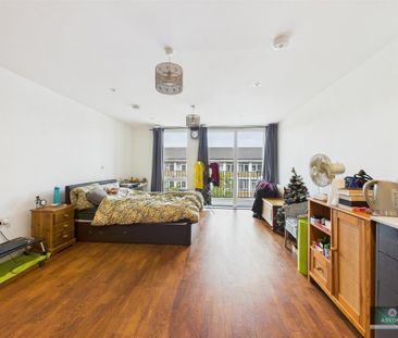 Studio to rent - Photo 3