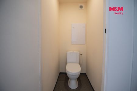 Pronájem bytu 3+1 53 m², Hradec Králové - Photo 3