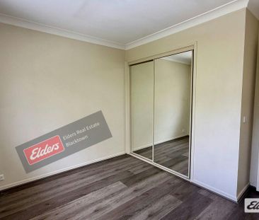 Located: Walking Distance to Quakers Hill Station: NO CARPETS - Photo 5