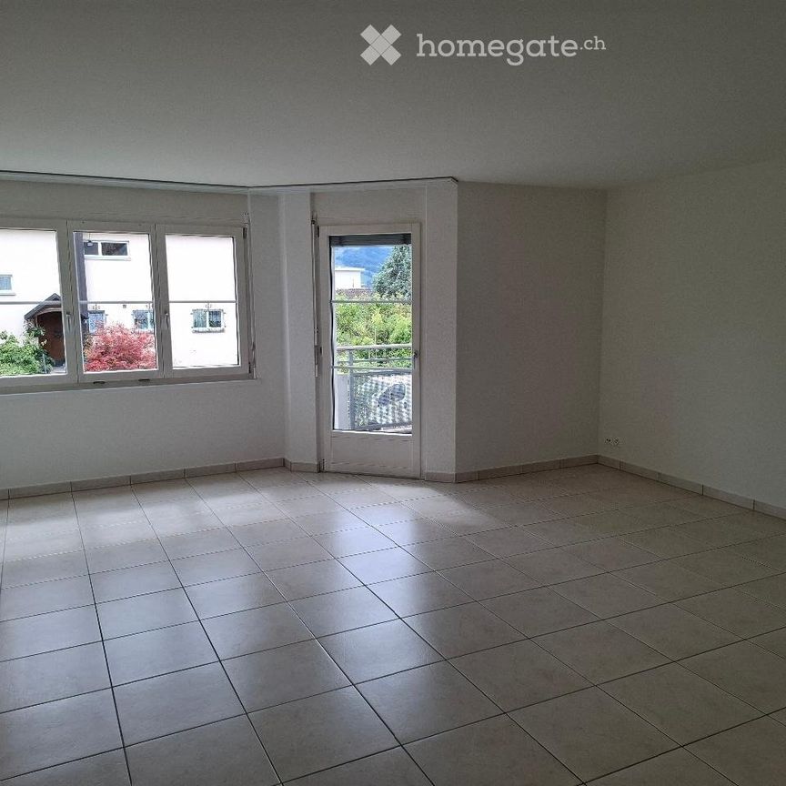 Helle 2.5-Zimmer-Wohnung in ruhiger Aussichtslage - Jona - Foto 1