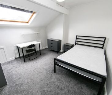 Welton Place, Hyde Park, Leeds - Photo 4