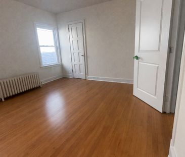 For Lease - 226 King Street Unit# 1, Welland, Ontario - Photo 4