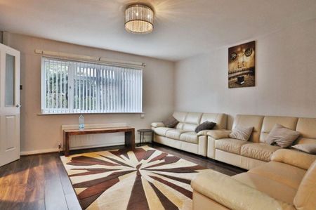 Stanmore Grove - Photo 2