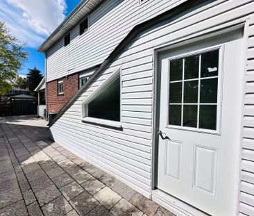 For Lease - 22 Hemingway Crescent Unit# w/ Sep. Ent. Bsm, Markham, ... - Photo 1
