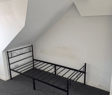 1 Bed Flat, Melton Road, LE4 - Photo 4