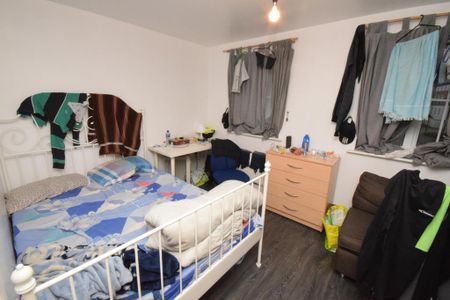 5 bedroom house to rent - Photo 3