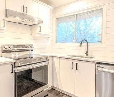 For Lease - 18 Majestic Drive Unit# A, South of Baseline to Knoxdal... - Photo 6