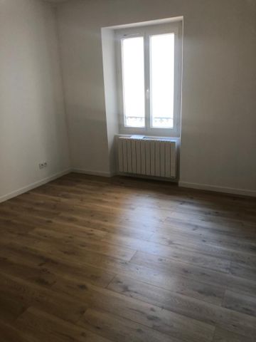 Location Appartement 3 pièces 69m² ANTIBES 06600 - Photo 4