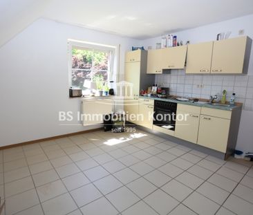 Gepflegte DG Wohnung in ruhiger Wohnlage! - Photo 3