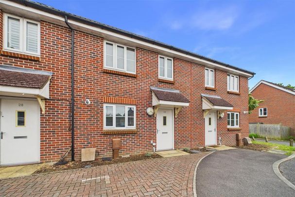 3 bedroom terraced house to rent - Photo 1