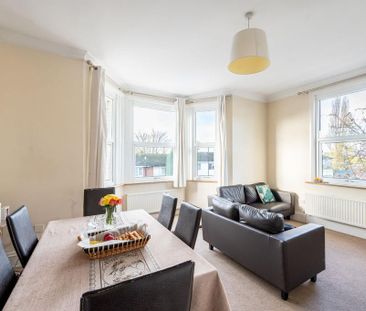 4 bedroom maisonette to rent - Photo 1