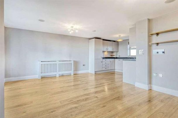 Forge Way, Southend-on-sea, Essex, SS1 - Photo 1