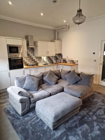 2 Bed Flat, St Nicholas St, BS1 - Photo 2