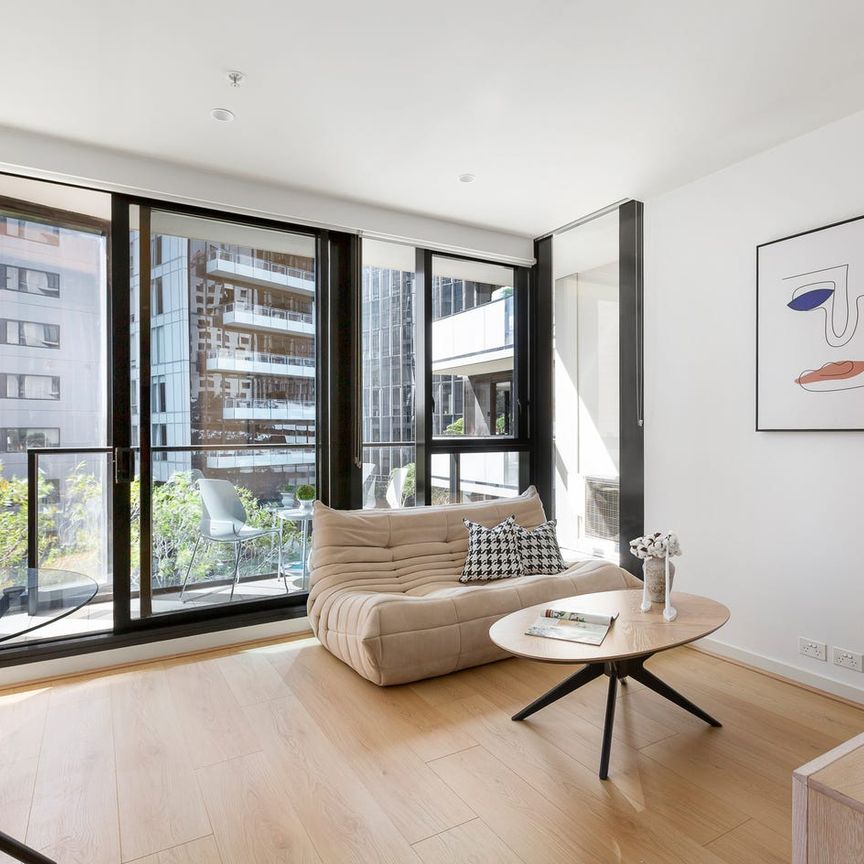 Stylish One-Bedroom Apartment in the Heart of South Yarra - Photo 1