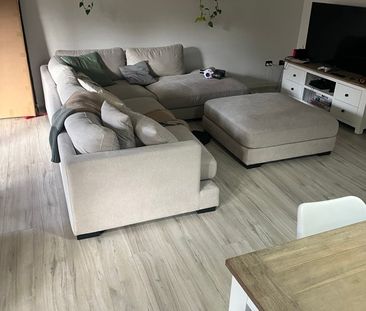 South Hurstville - Photo 1