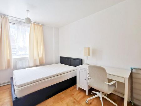 4 bedroom flat to rent - Photo 3