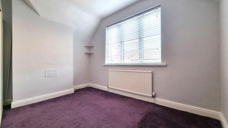 3 bedroom terraced house to rent - Photo 5