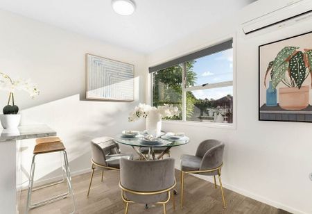 3 bedrooms sunny house at Summerland School zone - Photo 4