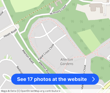Papal Cross Close, Woolton, Liverpool, Merseyside, L25 - Photo 1