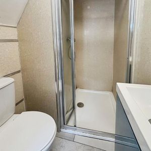 Flat to rent - Photo 3