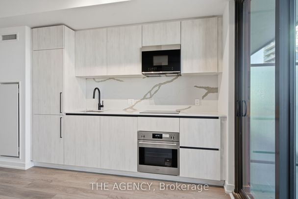 35 Parliament Street #1513 - Photo 1