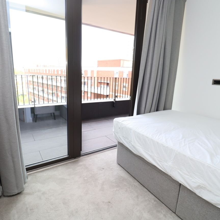 Room in a Shared Flat, Cremer Street, E2 - Photo 1