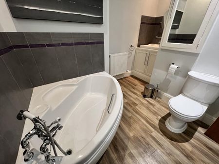 3 bedroom terraced house to rent - Photo 4