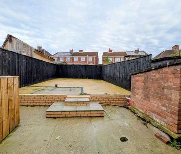 Market Crescent, Wingate, TS28 - Photo 6