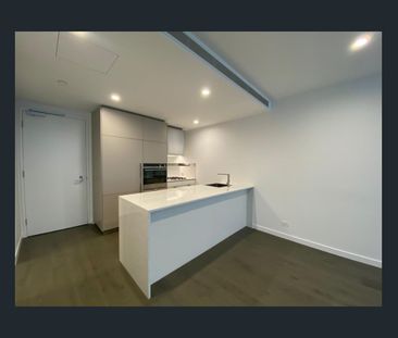 Courtyard Apartment! - Photo 6