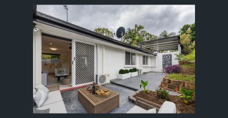 Electricity, water & internet included in the rent. - Photo 3