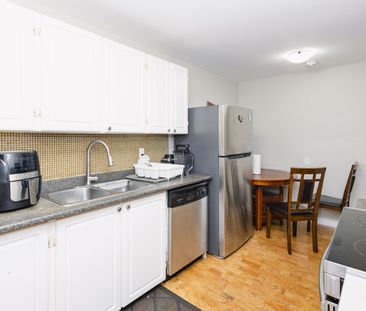 For Lease - 156 Valley Stream Drive Unit# B, South of Baseline to K... - Photo 4