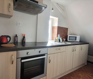 F2 meublé DUPLEX 77m² au sol CENTRE/CHAMP DE MARS - Photo 5