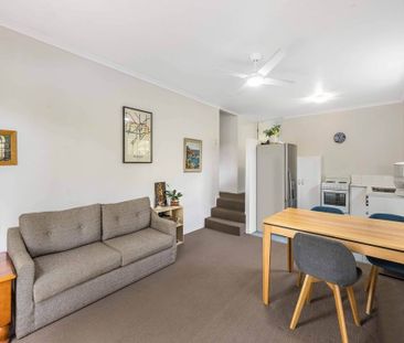 Perfect for a Single Occupant – One Bedroom Self Contained Unit Uni... - Photo 3