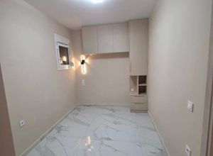 Μονοκατοικία για ενοικίαση - Νίκαια, - Photo 2