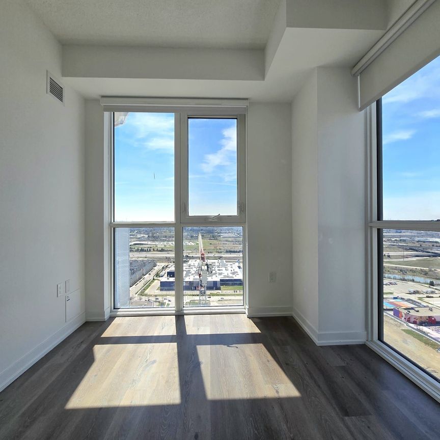 For Lease - 28 Interchange Way Unit# 4012, Vaughan, Ontario - Photo 1