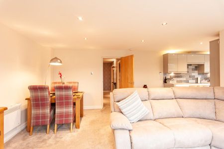 2 bedroom apartment to rent - Photo 2