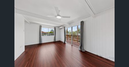 Spacious Renovated Home with Flexible Dual-Living Potential! - Photo 3