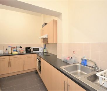 18A Holberry Gardens, Broomhall, Sheffield, S10 2FR - Photo 1