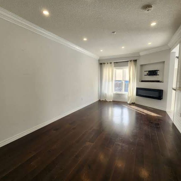 For Lease - 265 Pumpkin Pass, Hamilton, Ontario - Photo 1