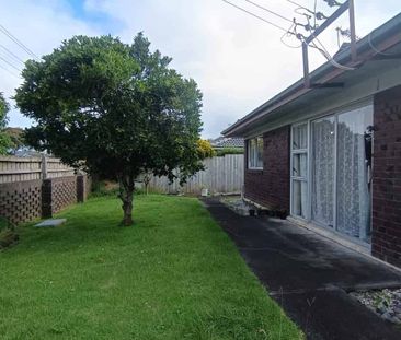2 bedroom home Sandringham - Photo 5