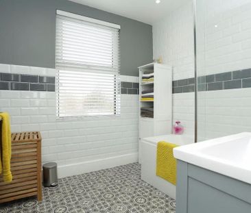 2 bedroom terraced house to rent - Photo 6