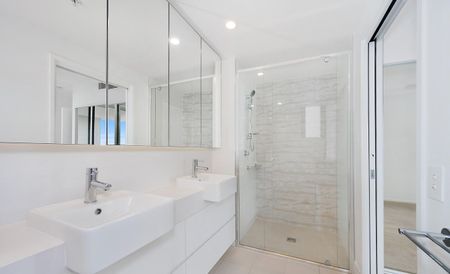 Two Bedroom Unit at Orion Apartments with stunning City Views - Photo 2