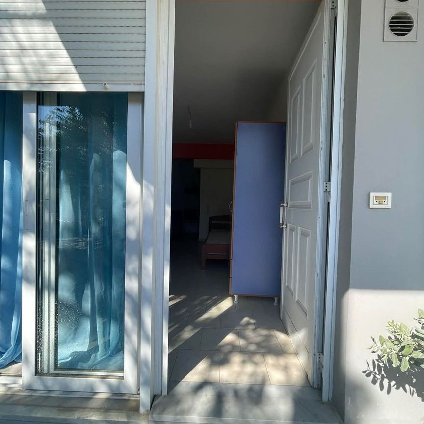 Studio/Γκαρσονιέρα για ενοικίαση Αμπελόκηποι (Πάτρα) - Photo 1