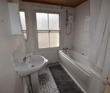 5 bedroom terraced house to rent - Photo 5